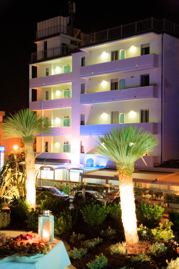 Hotel Il Caminetto Porto San Giorgio Exterior photo